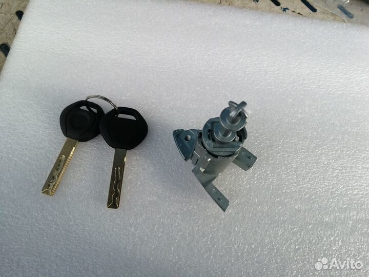 Личинка замка двери с корпусом BMW X5 e53