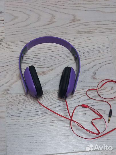 Проводные наушники