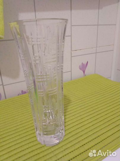 Хрустальная ваза