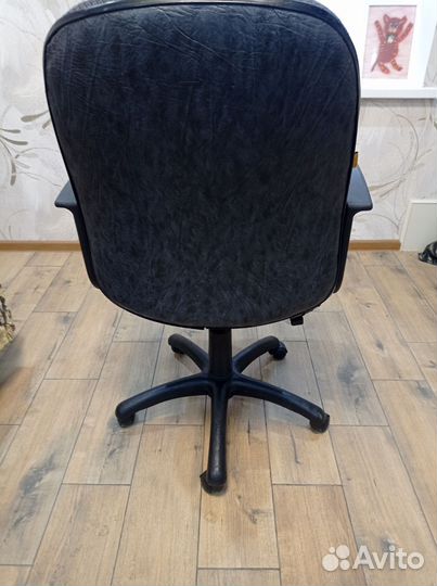 Компьютерное кресло бу