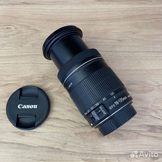 Объектив Canon 18-135mm 3.5-5.6 IS