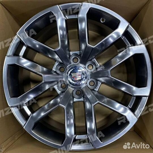 Литой диск в стиле cadillac R22 6x139.7