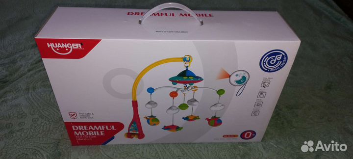 Музыкальный мобиль на кроватку