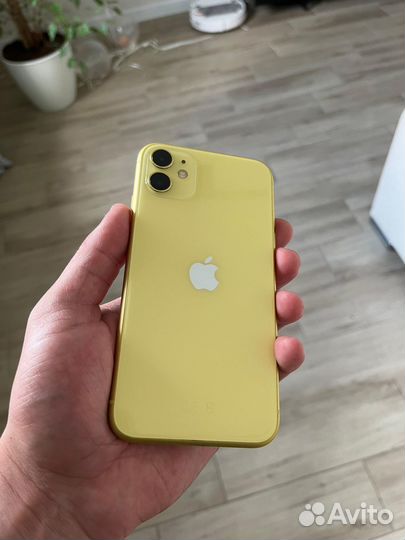iPhone 11, 64 ГБ