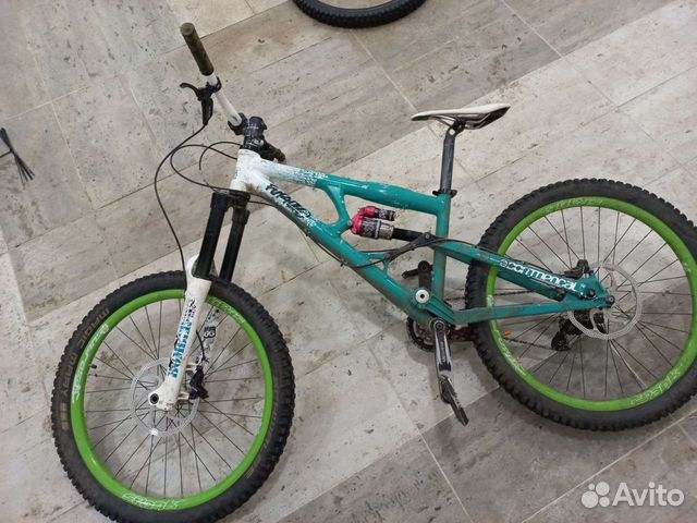 Commencal furious