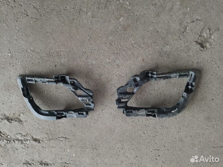 Клыки и свесы бампера Джетта 6-2017г
