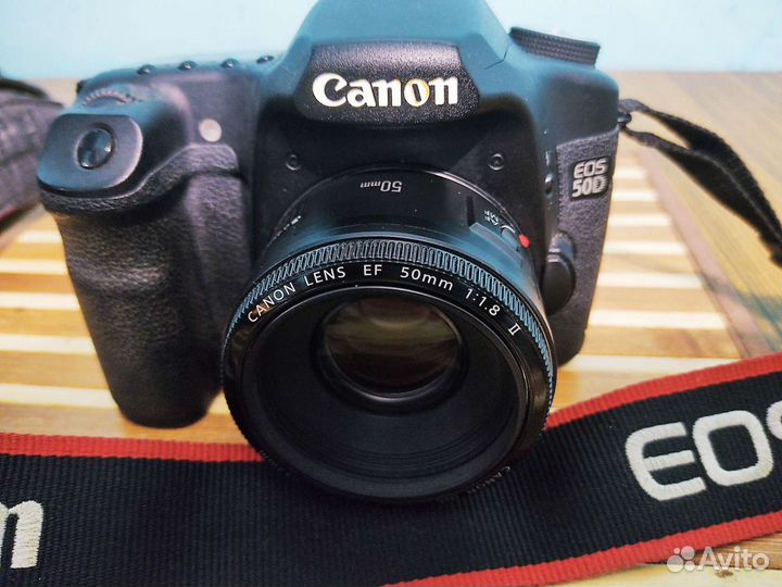 Зеркальный фотоаппарат Canon 50d