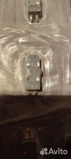 Микропереключатель Д703