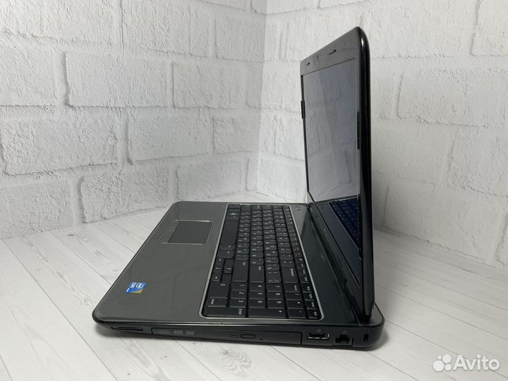 Мощный ноутбук Dell i3/4gb/SSD/15.6