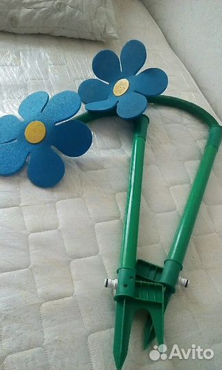 Утросил и распылитель для полива