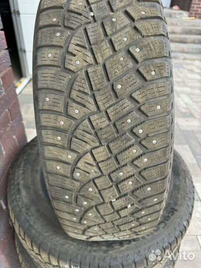Continental IceContact 2 SUV 235/65 R19