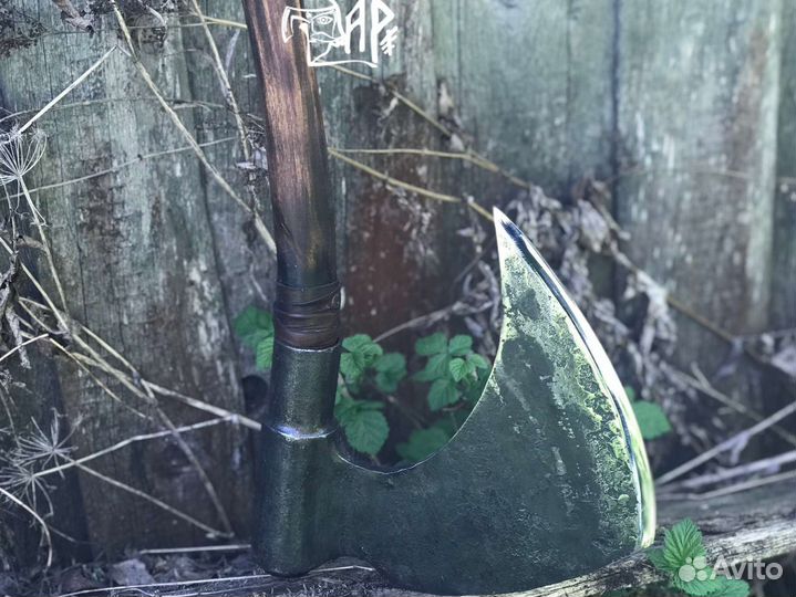 Топор кованый ручной работы Торговец