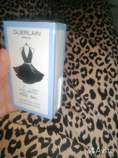 Парфюмерная вода guerlain la petite robe noire