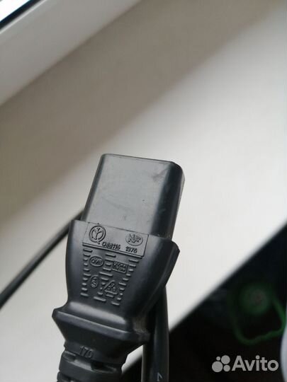 Кабель питания для компьютера