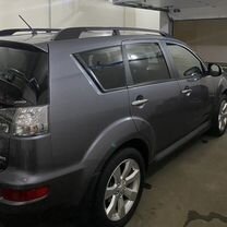 Mitsubishi Outlander 2.4 CVT, 2012, 62 000 км, с пробегом, цена 2 150 000 руб.