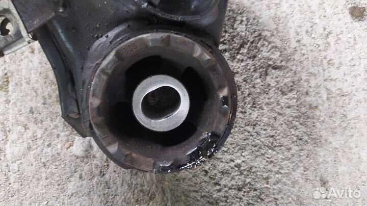 Балка под двс Audi A4 B7 BWE 2006