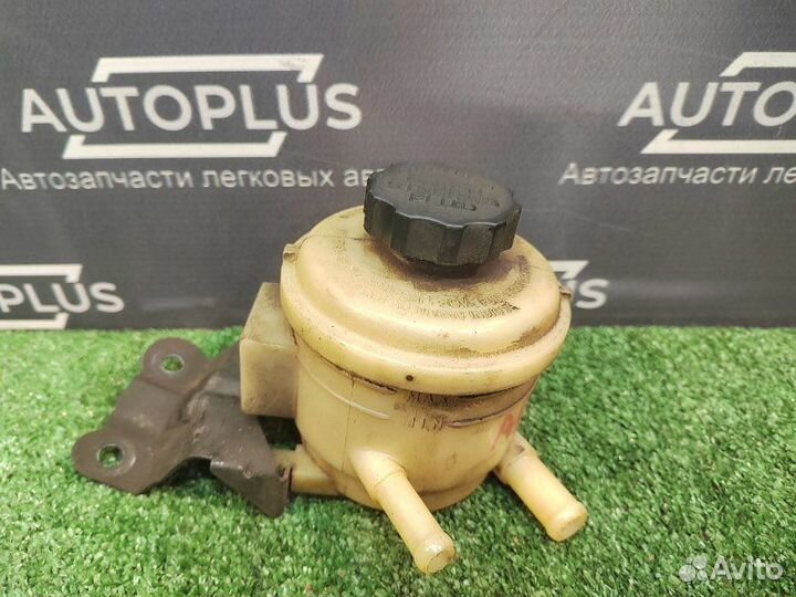 Бачок гур Hyundai Accent седан 1.5 G4EC-G 2006