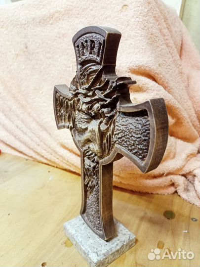 Крестики, иконы из дерева