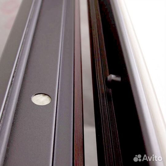 Двери входные металлические