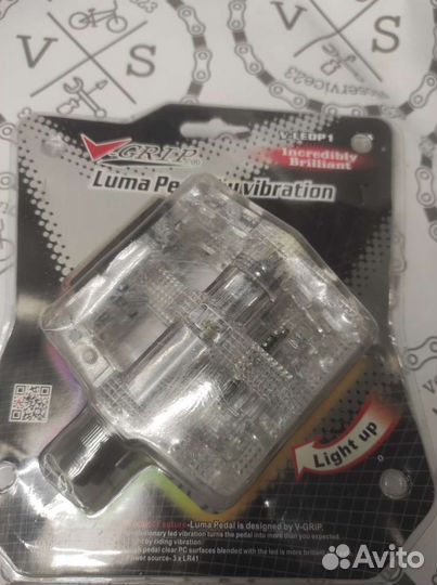 Светящиеся педали на велосипед