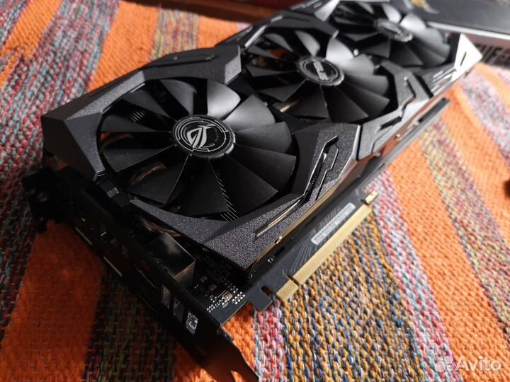 Asus GeForce 1070 8Gb видеокарта