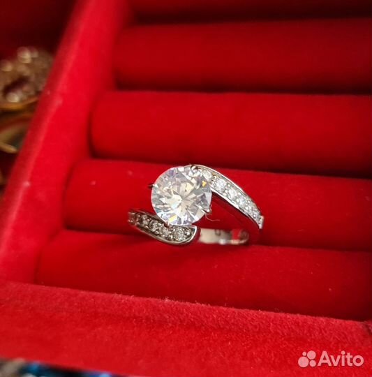 Серебряное кольцо