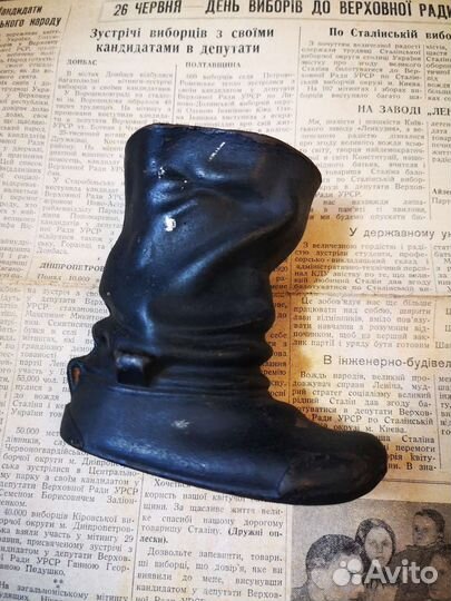 Старинный чугун. сапог,карандашница