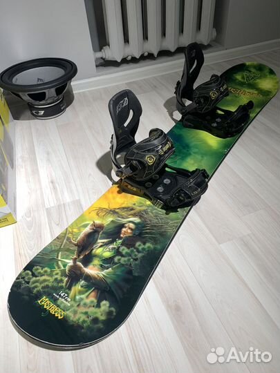 Сноуборд с креплениями