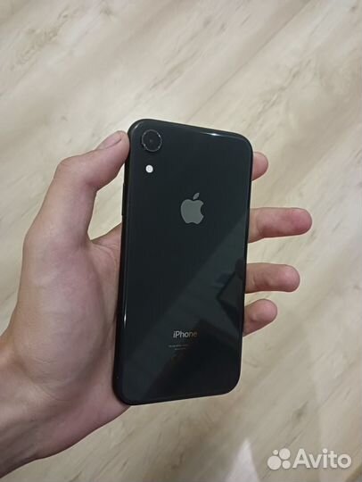 iPhone Xr, 64 ГБ