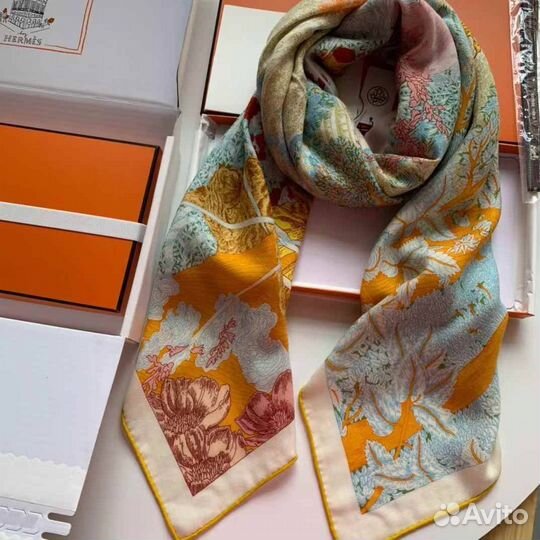 Платок женский hermes