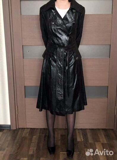 Кожаный плащ Punto новый. Размер S
