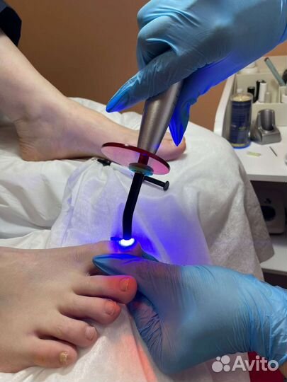 Подолог/специалист по педикюру