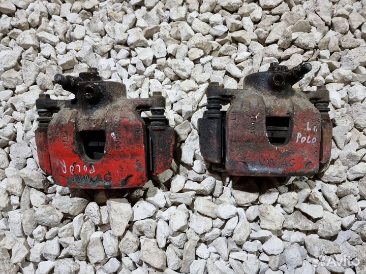 Суппорт передний Поло 5