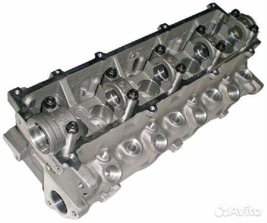 Головка Mazda Bongo R2 (термостат со стороны грм)