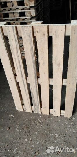 Сборщик поддонов на производство