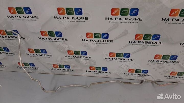 Патрубок системы охлаждения передний Lexus Lx570 3