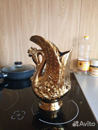 Ваза лебедь