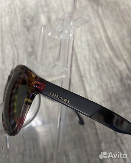 Солнцезащитные очки diesel