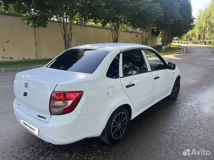 LADA Granta 1.6 МТ, 2013, 151 000 км