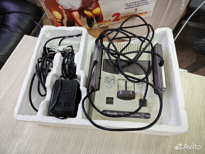 Игровая приставка dendy из 90 х
