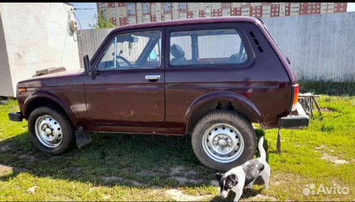 LADA 4x4 (Нива) 1.7 МТ, 1997, 150 000 км
