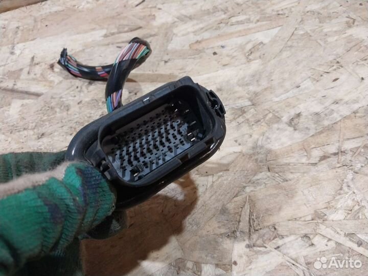 Разьем кузова двери Renault Megan 2