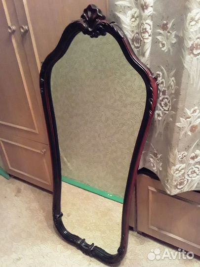 Продам зеркало настенное