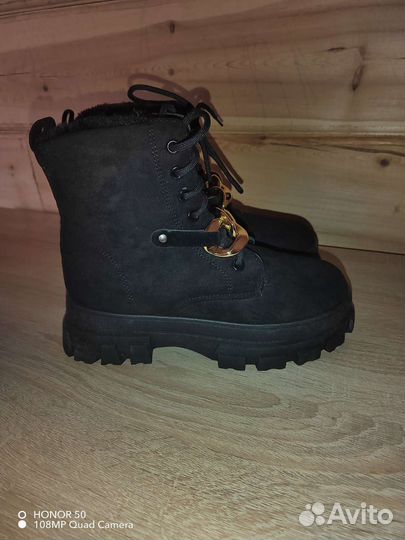 Ботинки зимние новые