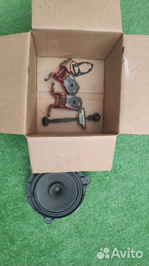 Внутренности двери Nissan note II (2015)