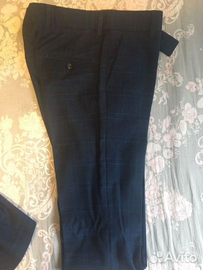 Костюм тройка для мальчика рост 140