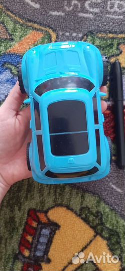 Умная машинка едет по линии