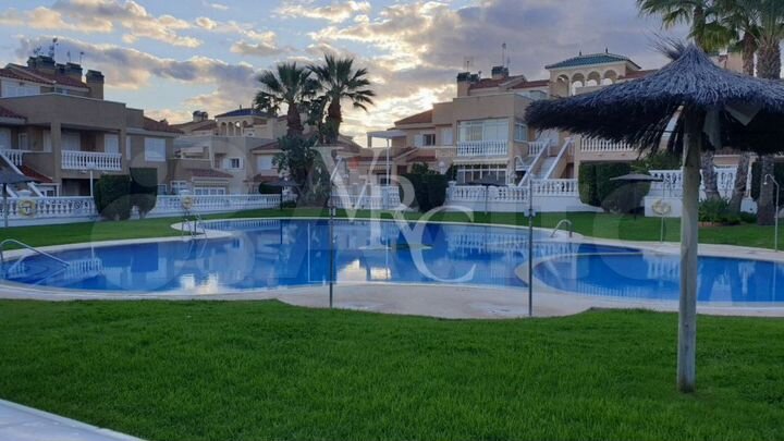 Дом 110 м² на участке 120 м² (Испания)