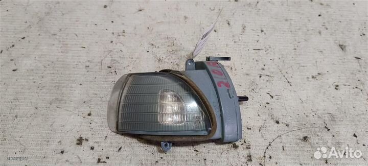 Повторитель на зеркало правое mersedesbenz W210 E