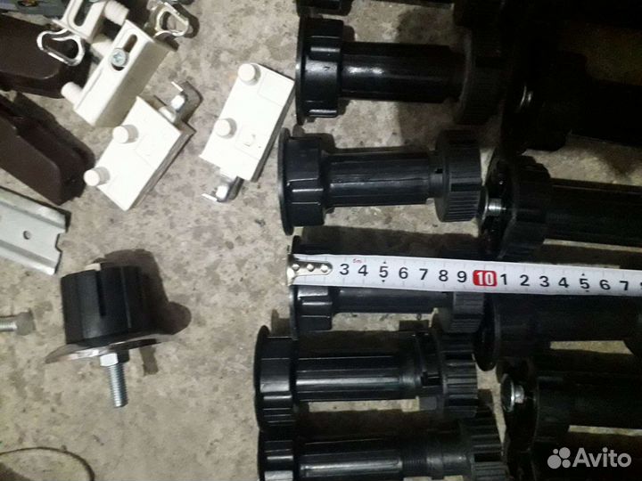 Мебельная фурнитура